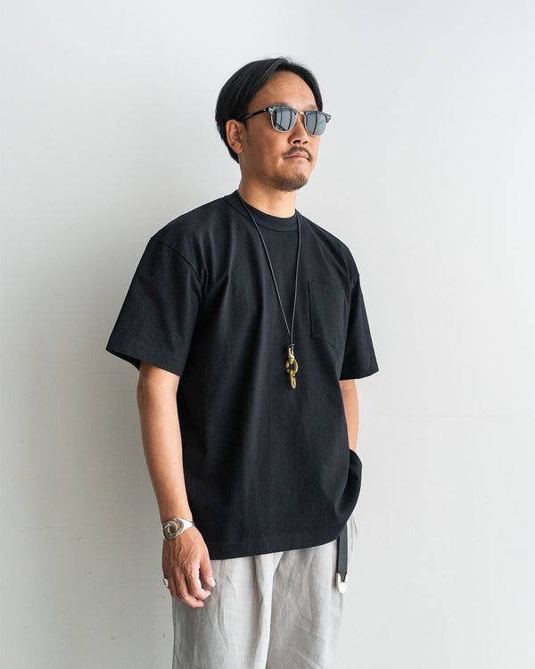 絶妙なバランス感でベーシックな形