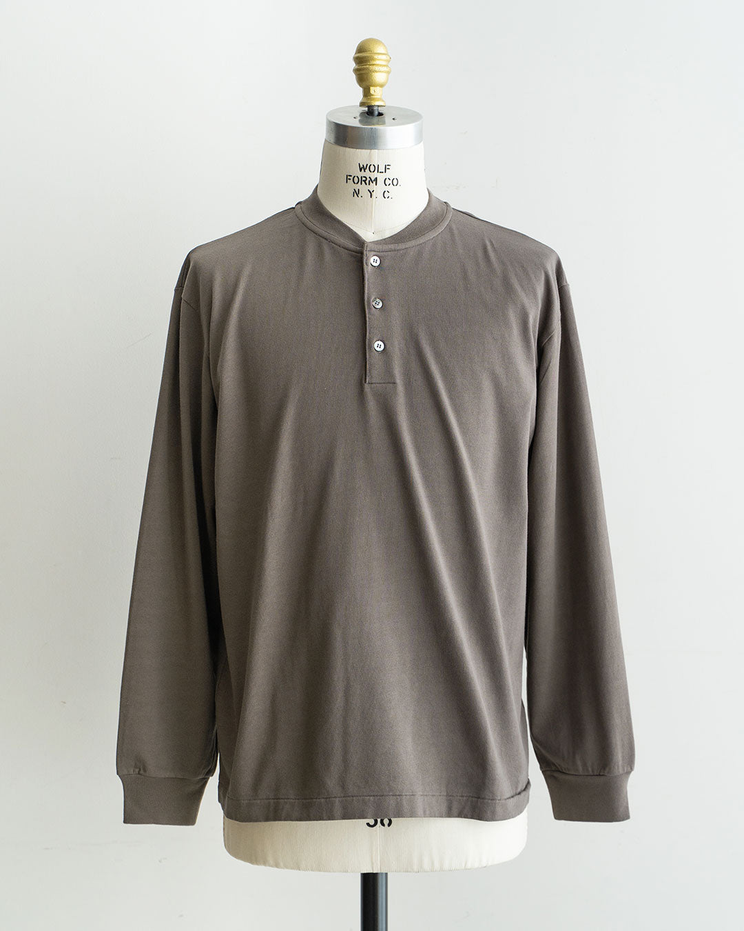 カラー　Dark Grey