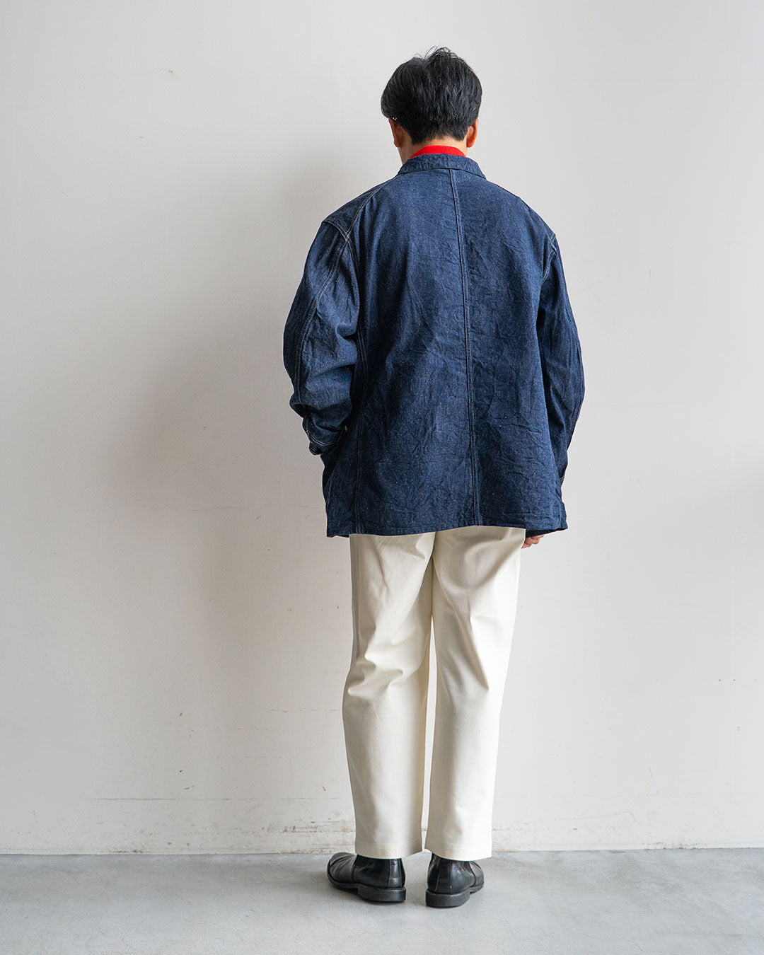 着用モデル 身長175cm　体重69kg　
サイズ着用: M　COLOR: Indigo