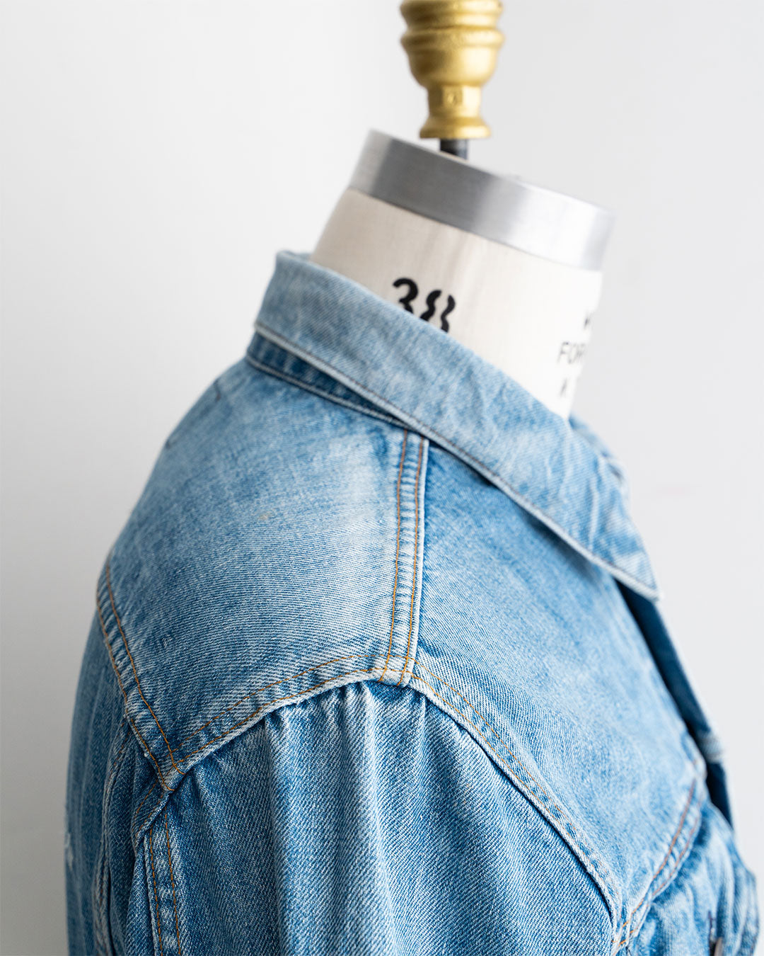 【VINTAGE】70s Levis 70505 Denim Jacket ”Good Size & Good Fade” ④