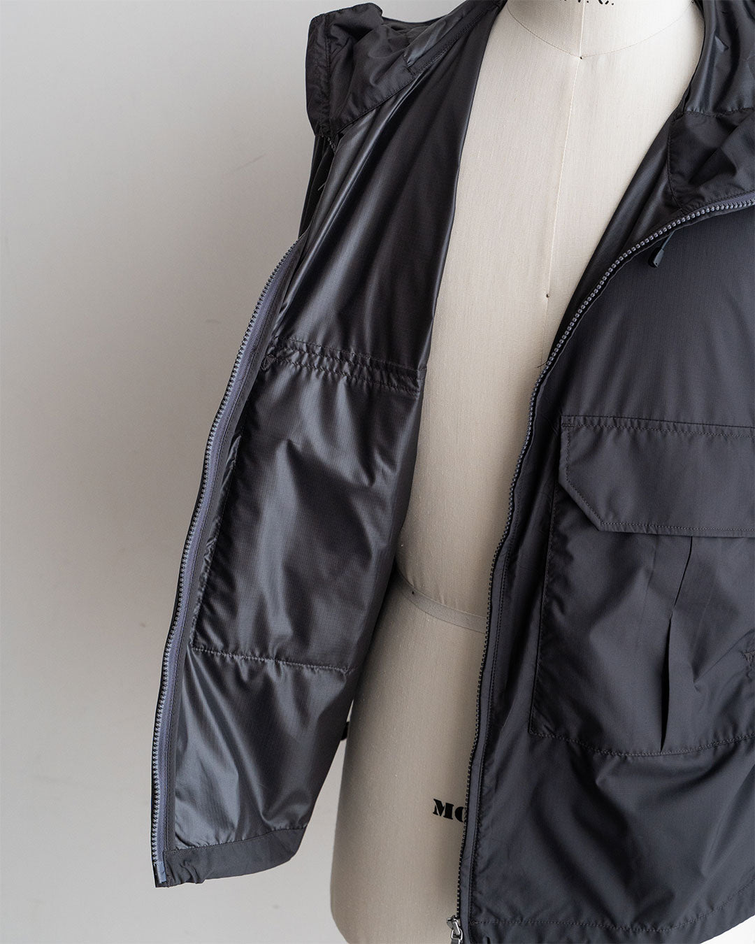 【THE NORTH FACE PURPLE LABEL】Pertex Quantum Mountain Wind Parka