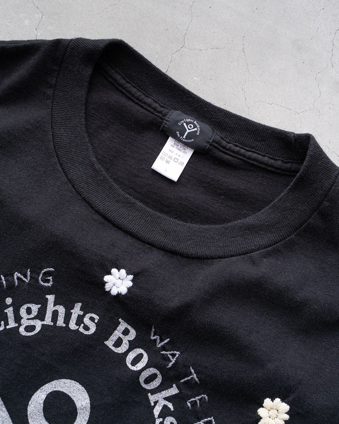 【Oaxaca × City Lights Bookstore】Hand Embroidered L/S T-shirts