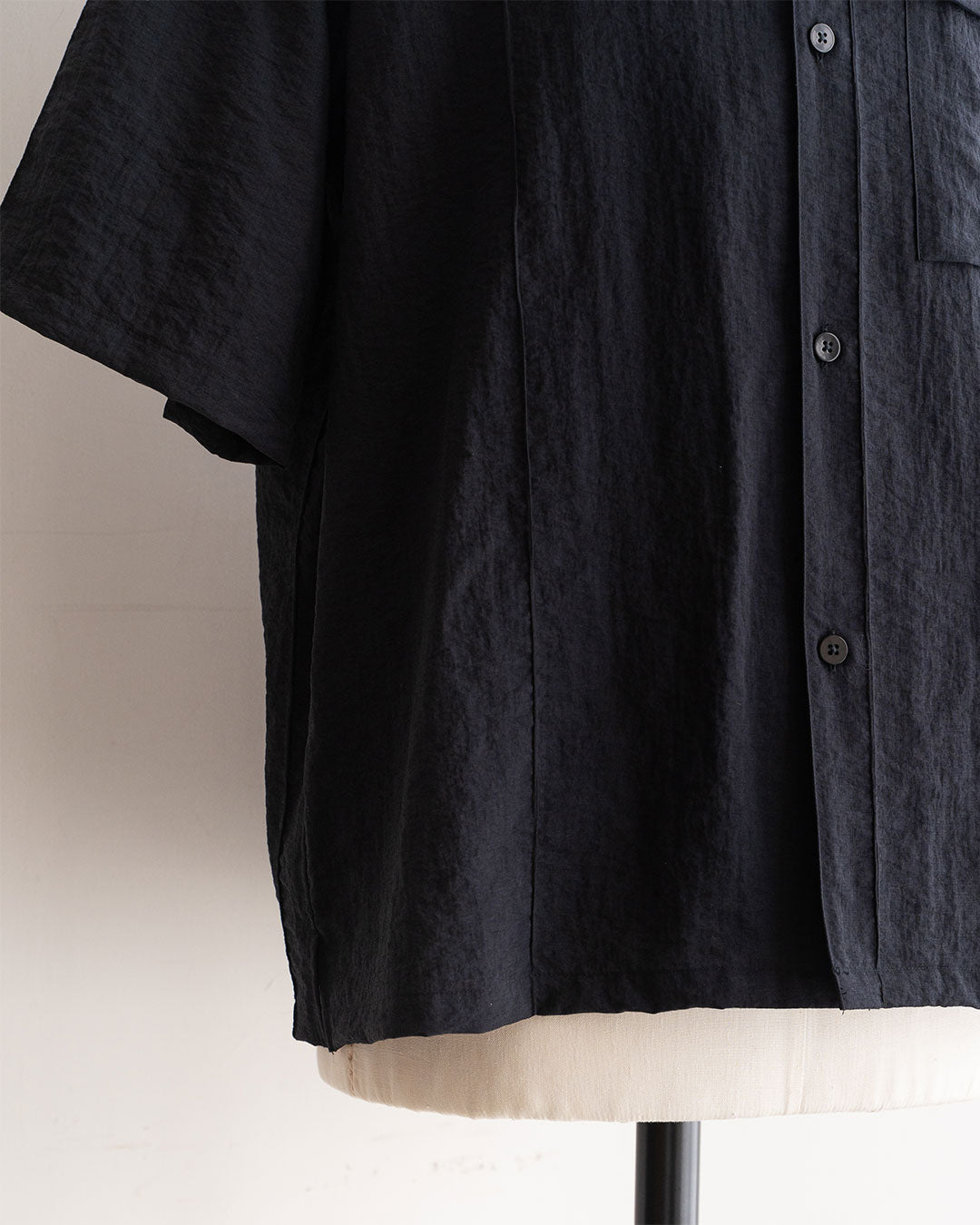 【STILL BY HAND】Pintuck Open Collar Shirt