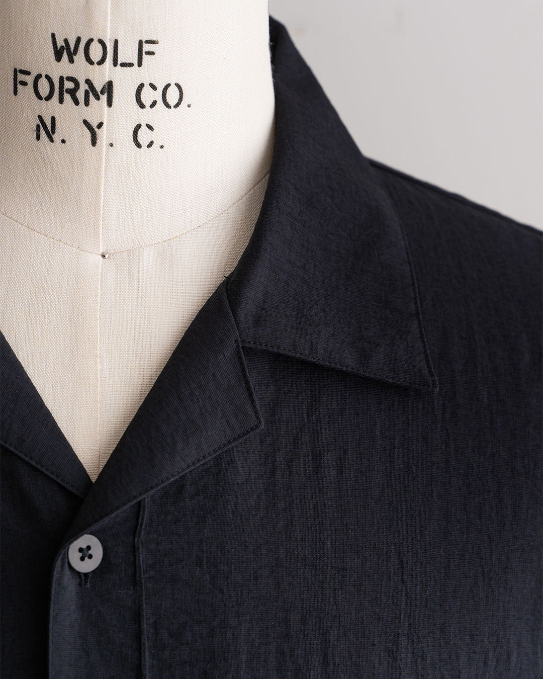 【STILL BY HAND】Pintuck Open Collar Shirt