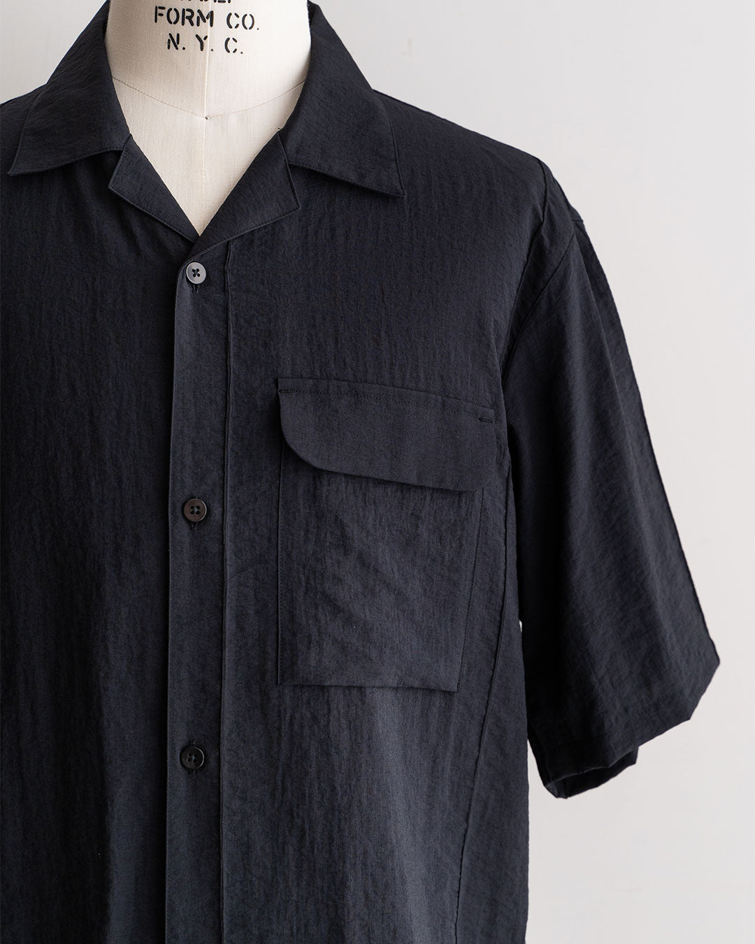 【STILL BY HAND】Pintuck Open Collar Shirt