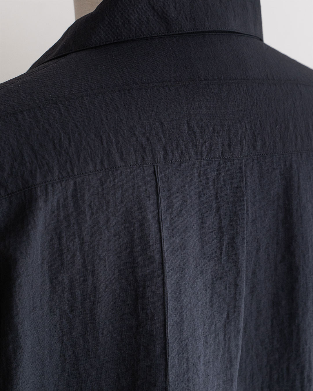 【STILL BY HAND】Pintuck Open Collar Shirt