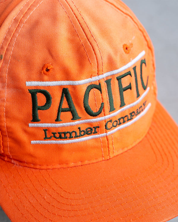 カリフォルニア北部の製材会社のキャップ