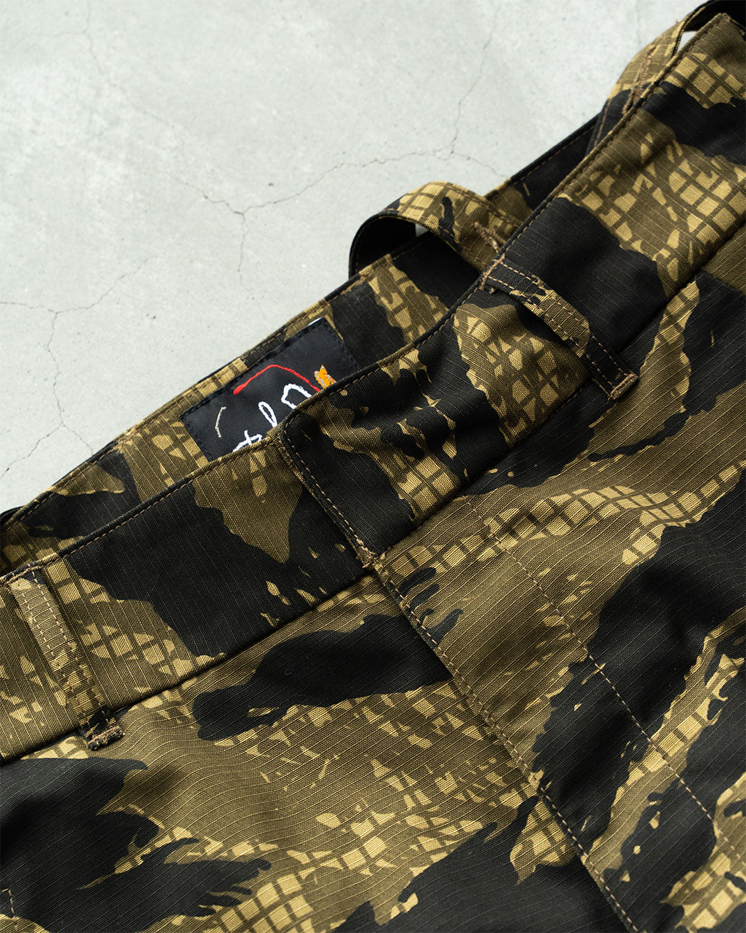 【Willow Pants】 P-036 Tiger Camo "Deadstock Fabric"