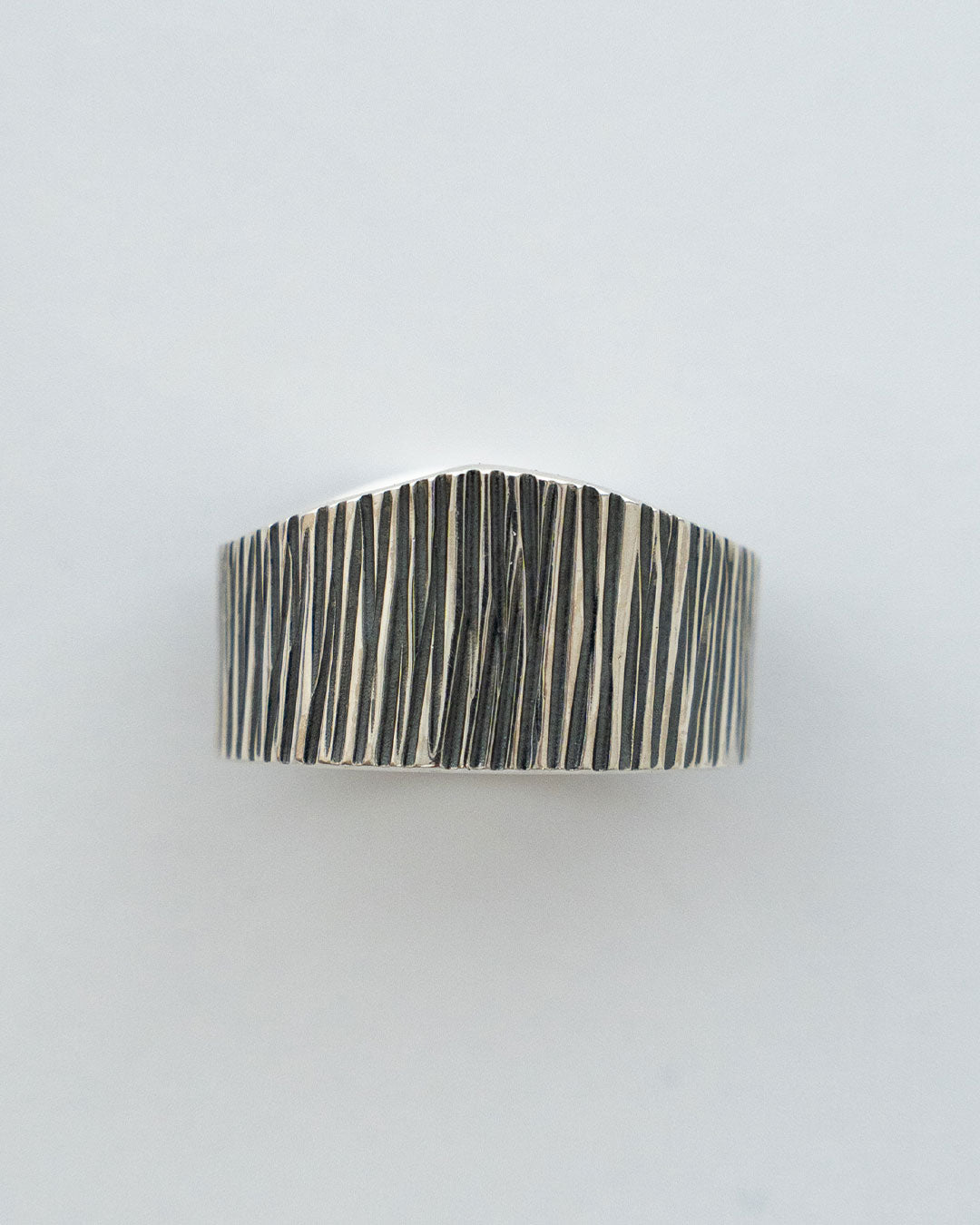 【THARU SILVER】Silver Ring "Tree Trunk Pattern"