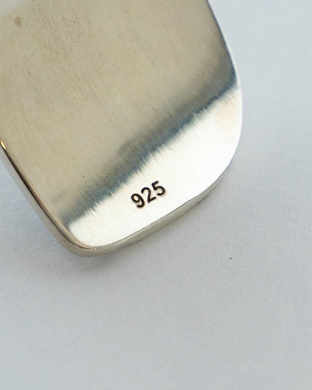 【THARU SILVER】Silver Open Bangle "Tree Trunk Pattern"