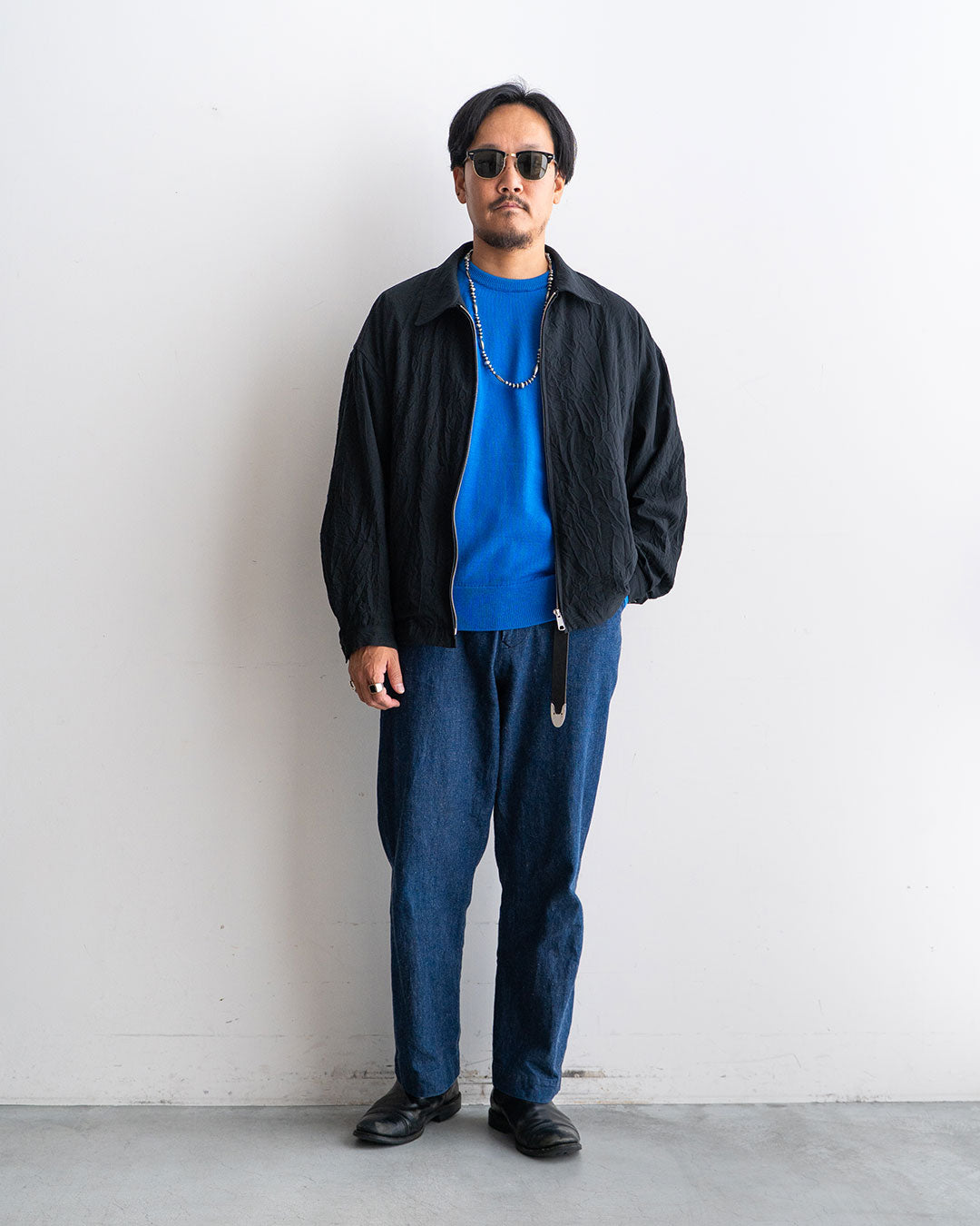 着用モデル 身長175cm 体重69kg / 着用サイズ 48
カラー　BLACK
