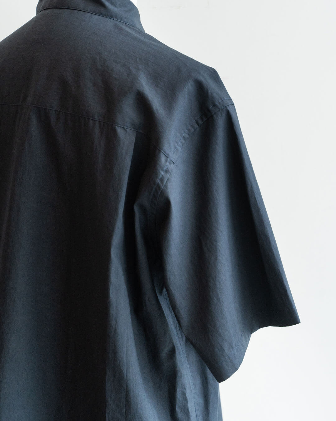 【STILL BY HAND】Half Sleeve Cotton Broad Shirt