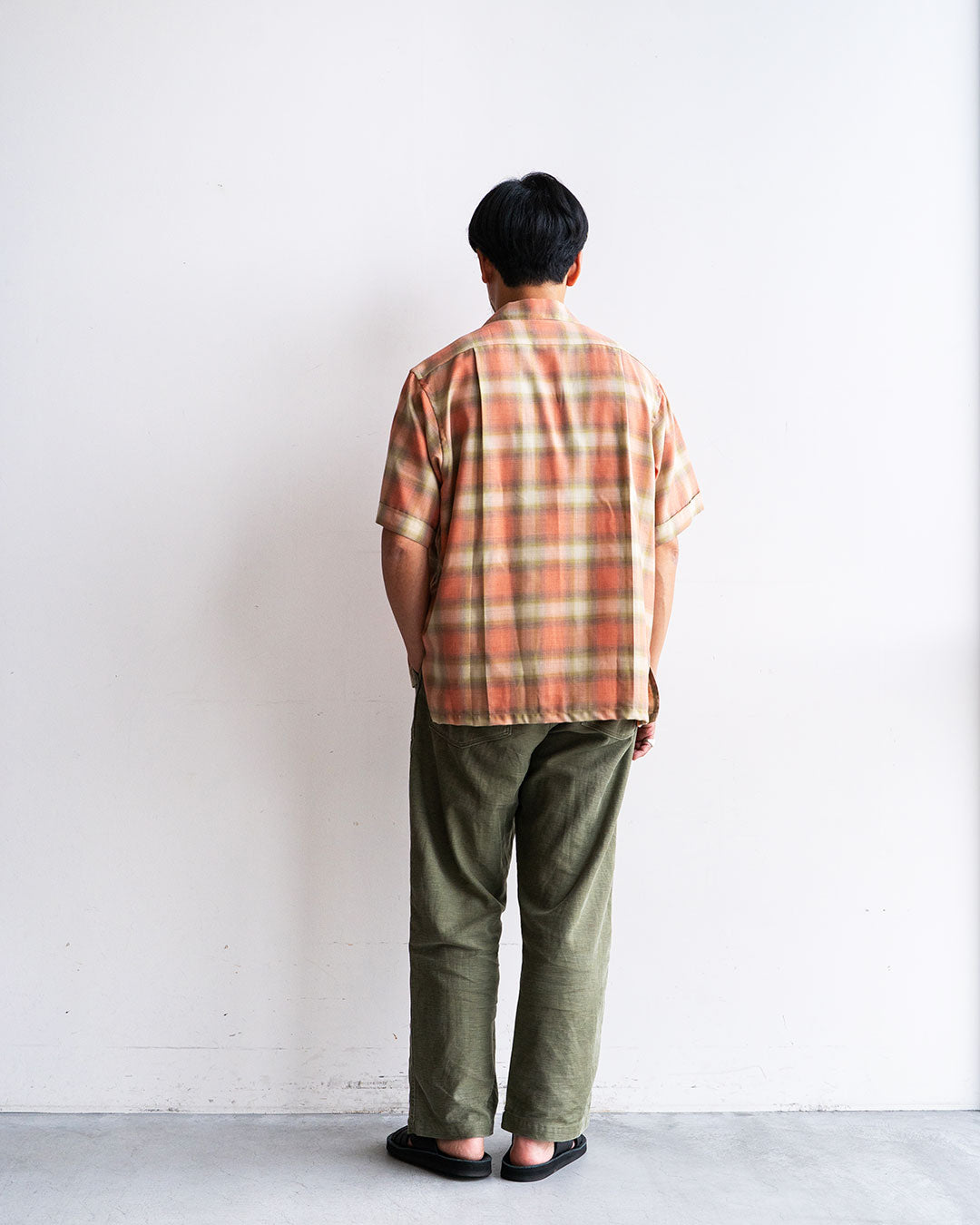 着用モデル 身長175cm　体重69kg 着用サイズ M