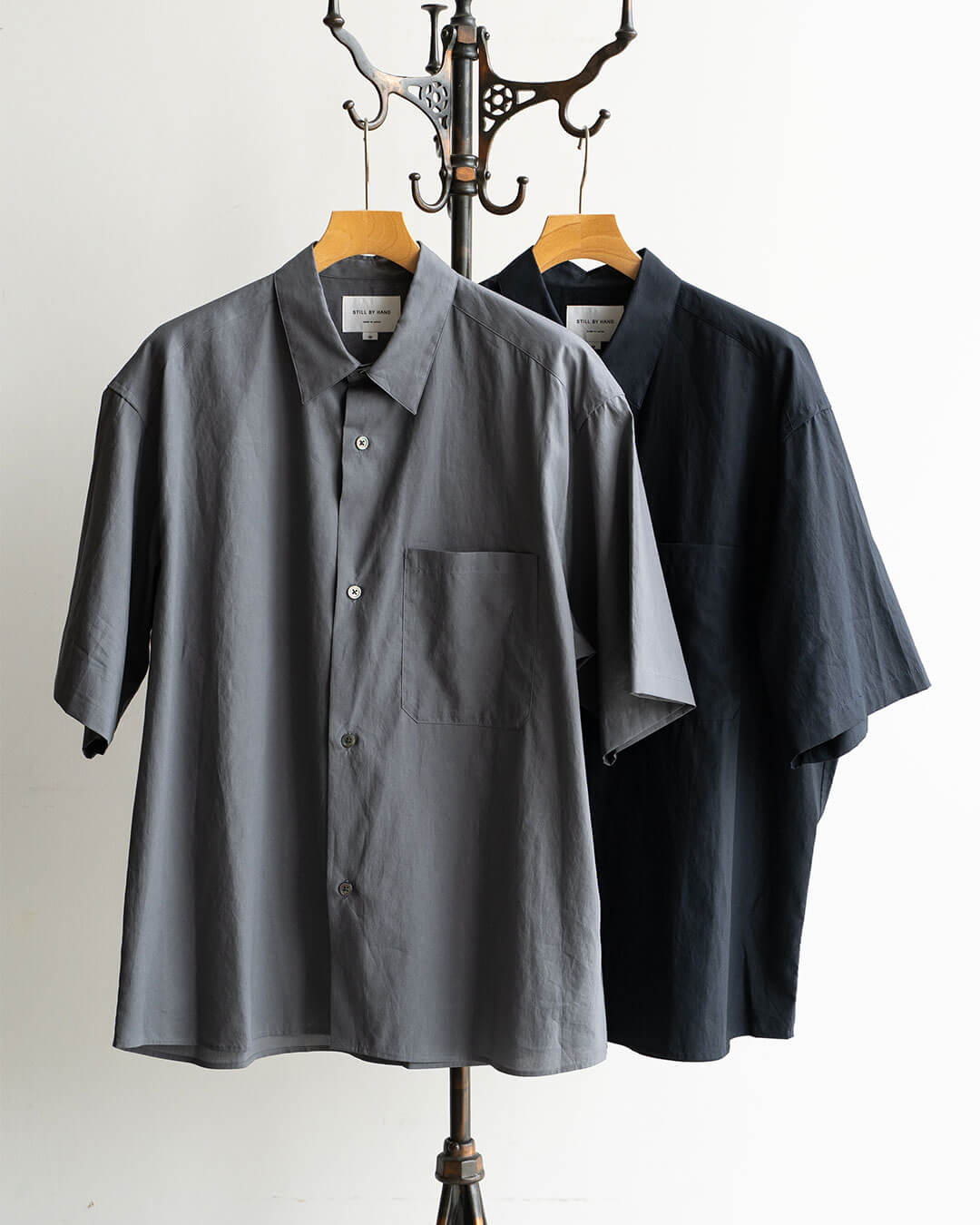 【STILL BY HAND】Half Sleeve Cotton Broad Shirt