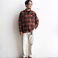 着用モデル 身長175cm　体重69kg　 サイズ着用: L　COLOR: Brown / Black