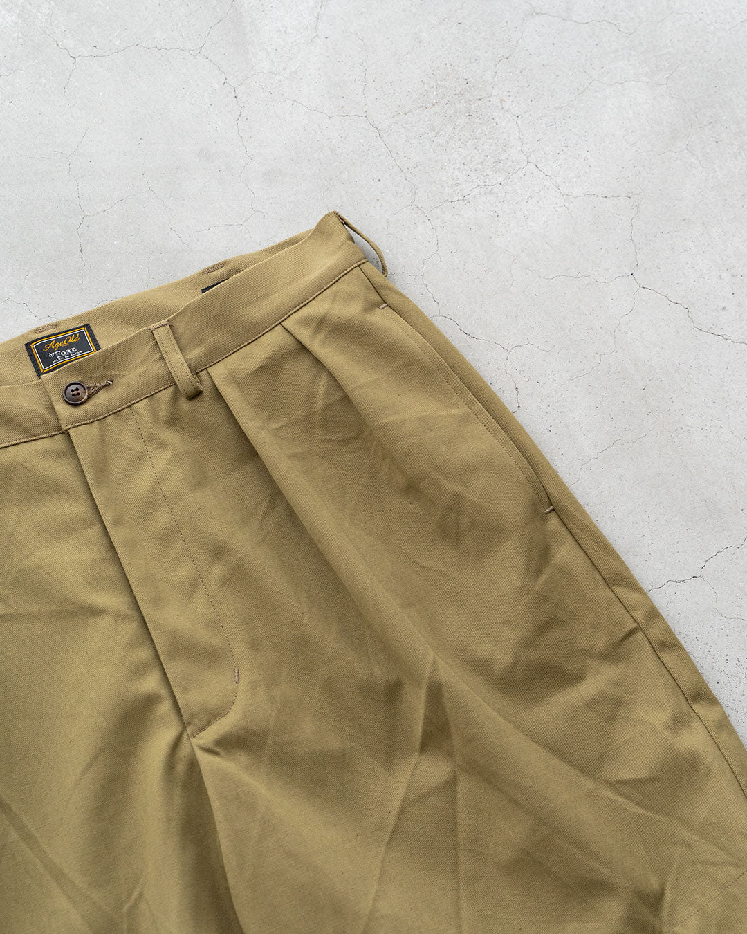 【AGE OLD】Classic 2tuck Shorts『1970s Italian Military Sleeping Bag Cover Fabrics』