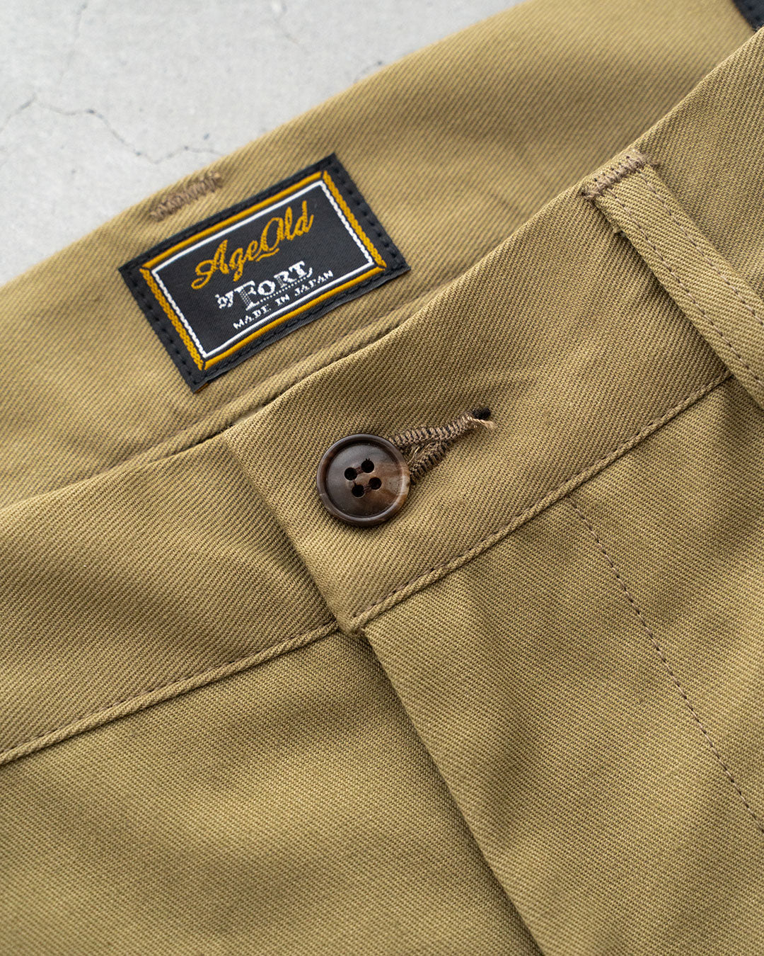 【AGE OLD】Classic 2tuck Shorts『1970s Italian Military Sleeping Bag Cover Fabrics』