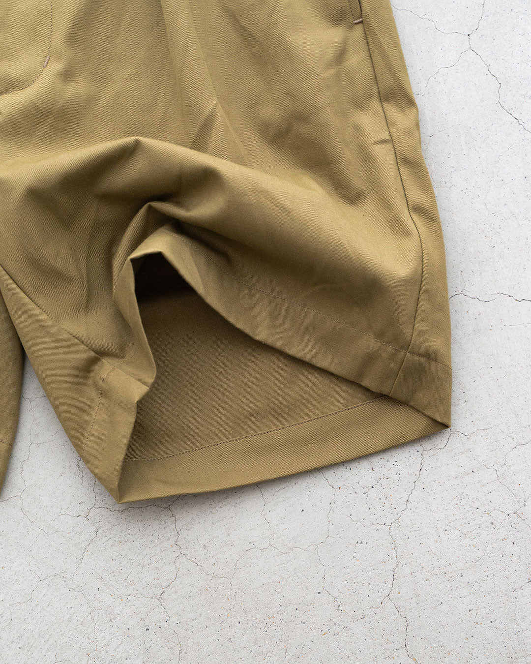 【AGE OLD】Classic 2tuck Shorts『1970s Italian Military Sleeping Bag Cover Fabrics』
