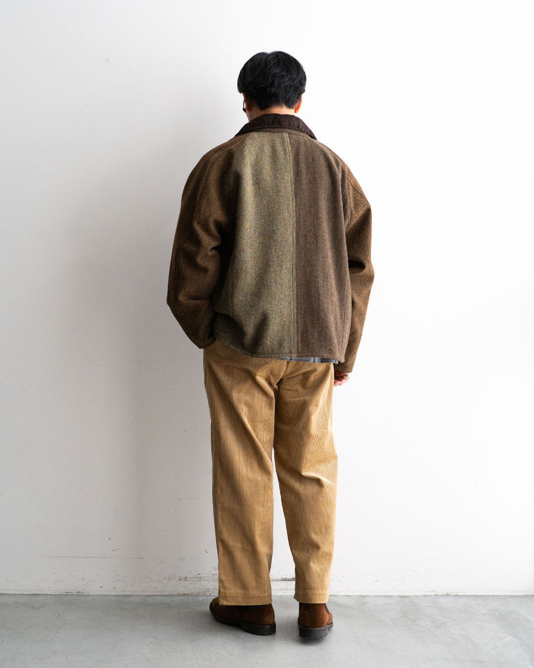 着用モデル 身長175cm　体重69kg　サイズ着用 L