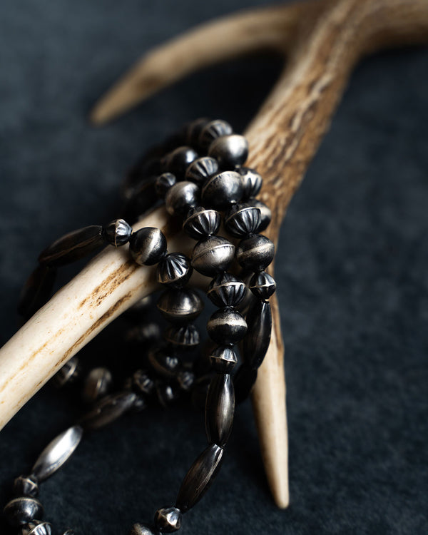 なくなりつつある Vintage "Navajo Pearl。
