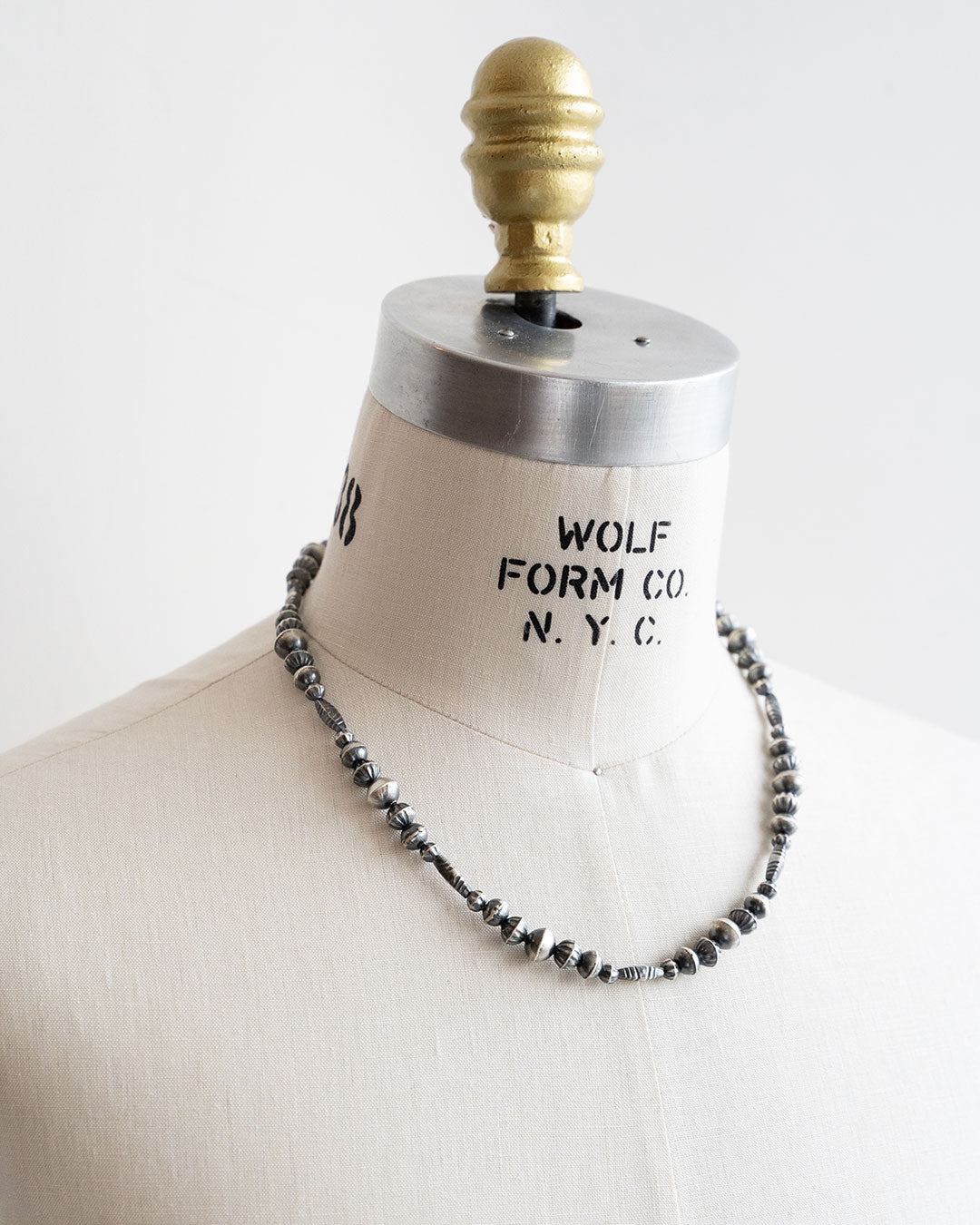 【Indian Jewelry】60-70s Vintage Navajo Pearl Handmade Silver Bead Necklace 『55cm』①