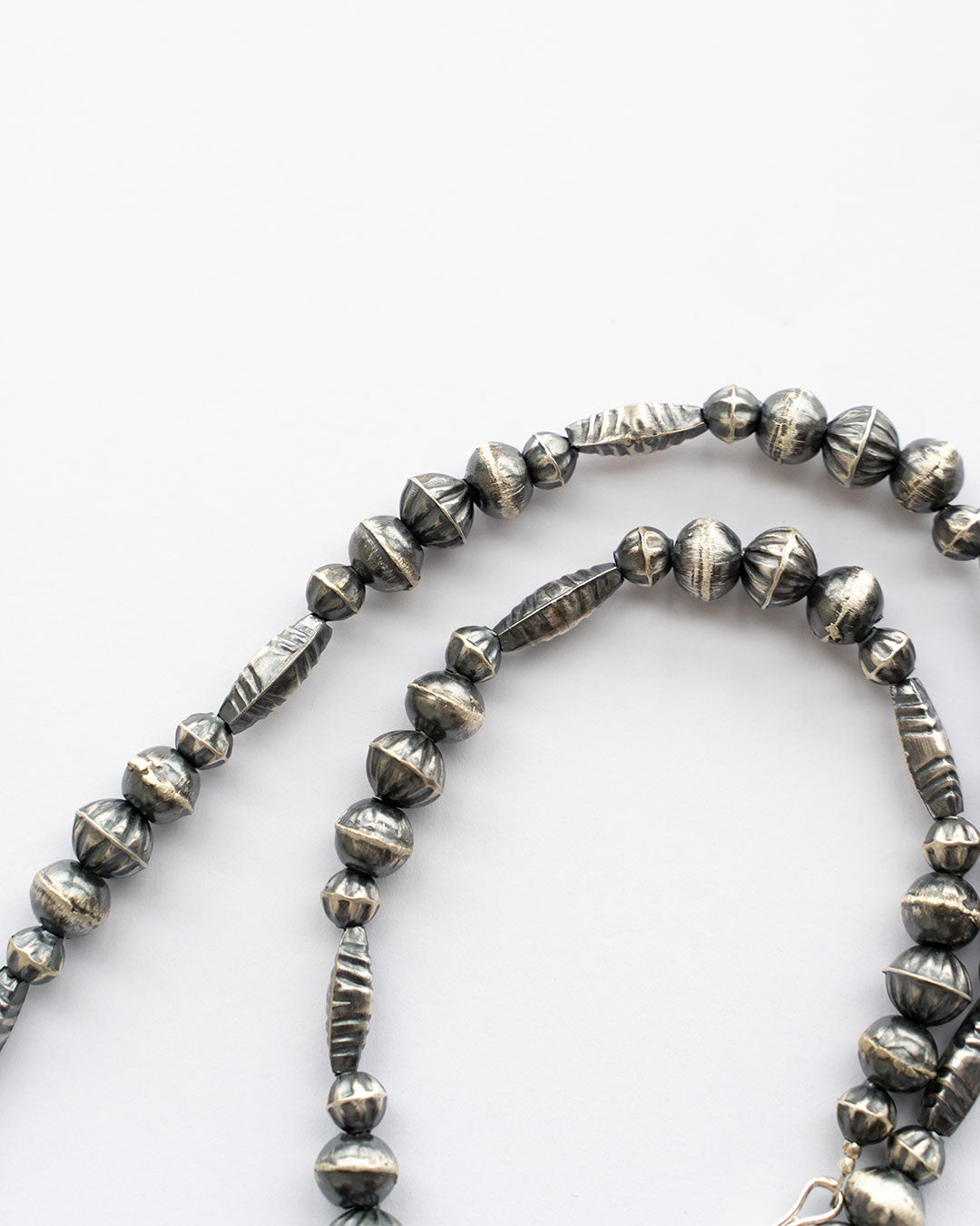 【Indian Jewelry】60-70s Vintage Navajo Pearl Handmade Silver Bead Necklace 『55cm』②
