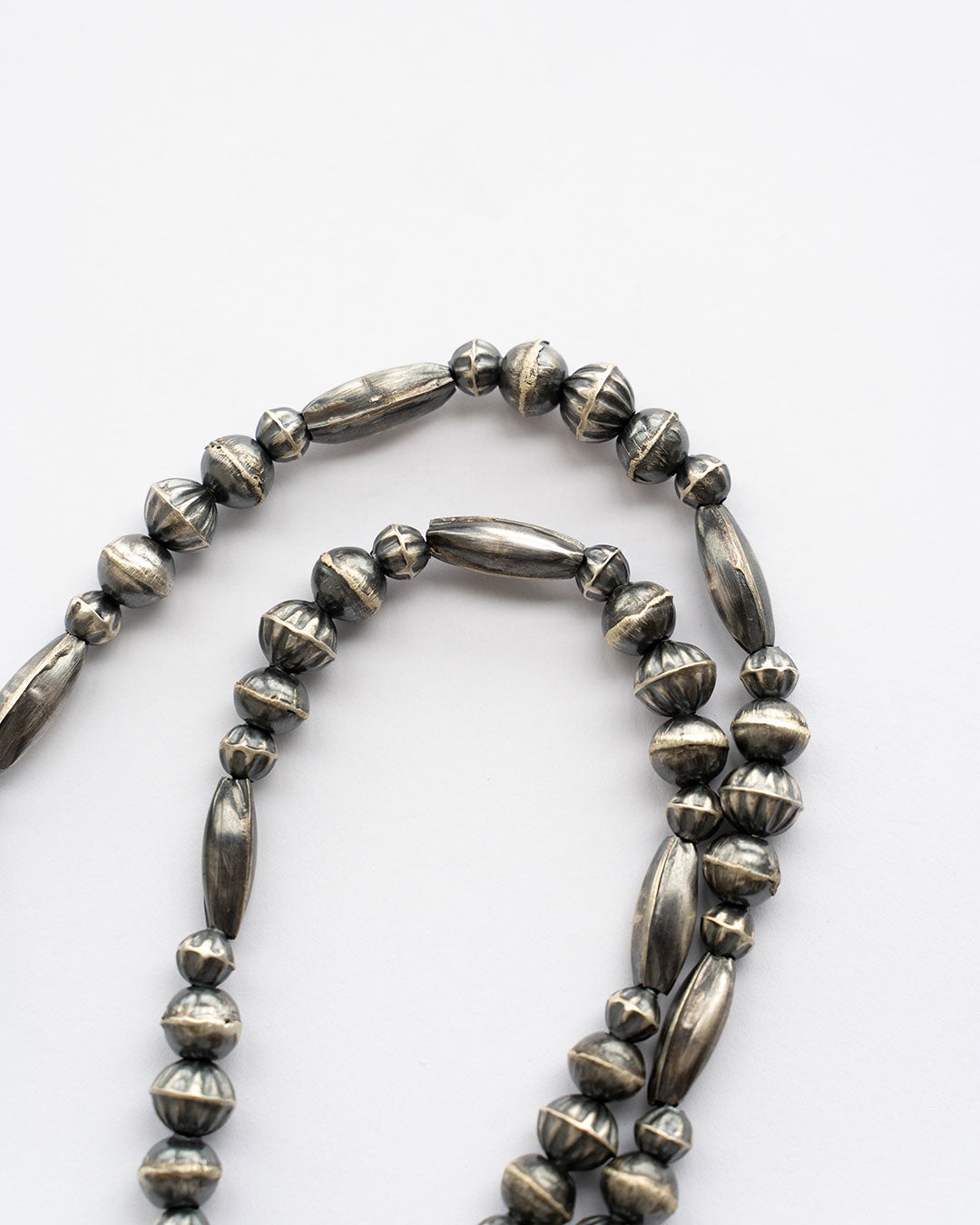 【Indian Jewelry】60-70s Vintage Navajo Pearl Handmade Silver Bead Necklace 『55cm』③
