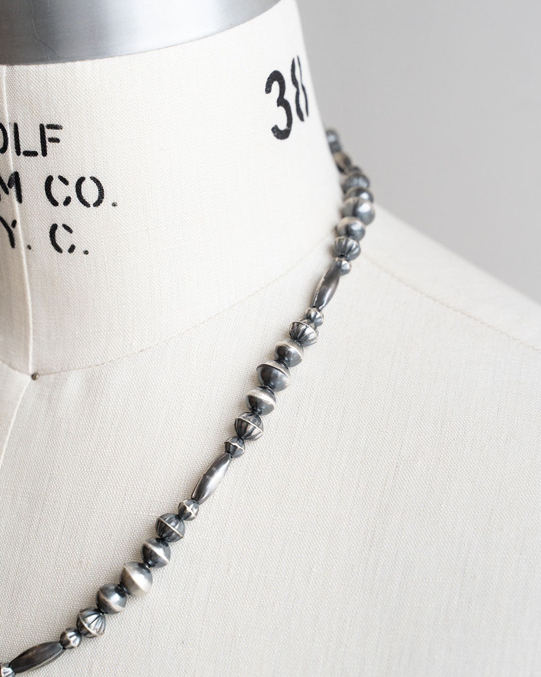 【Indian Jewelry】60-70s Vintage Navajo Pearl Handmade Silver Bead Necklace 『60cm』③