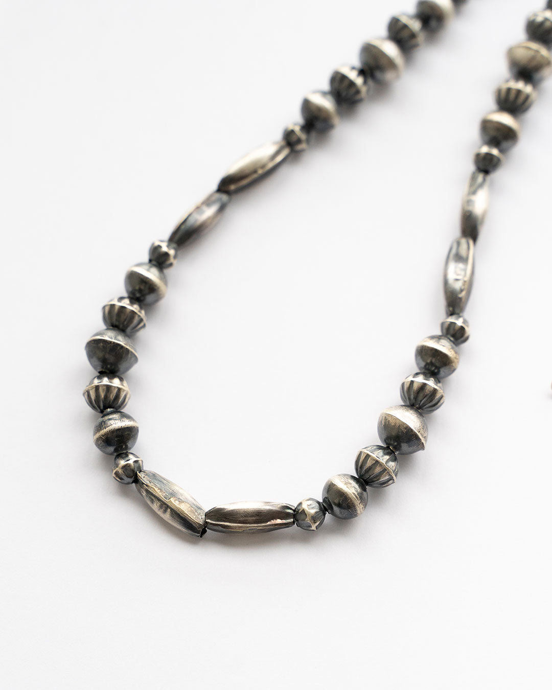 【Indian Jewelry】60-70s Vintage Navajo Pearl Handmade Silver Bead Necklace 『65cm』①