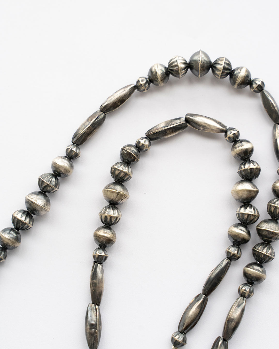 【Indian Jewelry】60-70s Vintage Navajo Pearl Handmade Silver Bead Necklace 『65cm』①