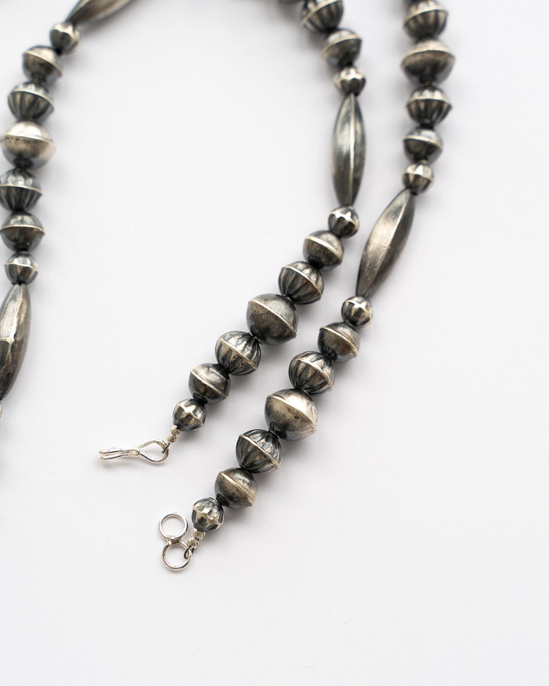 【Indian Jewelry】60-70s Vintage Navajo Pearl Handmade Silver Bead Necklace 『65cm』②