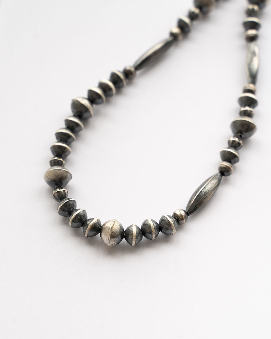 【Indian Jewelry】60-70s Vintage Navajo Pearl Handmade Silver Bead Necklace 『70cm』②