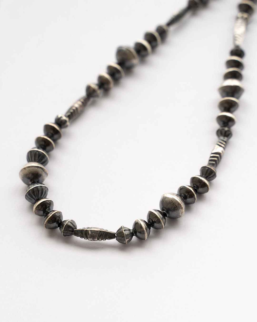 【Indian Jewelry】60-70s Vintage Navajo Pearl Handmade Silver Bead Necklace 『75cm』①
