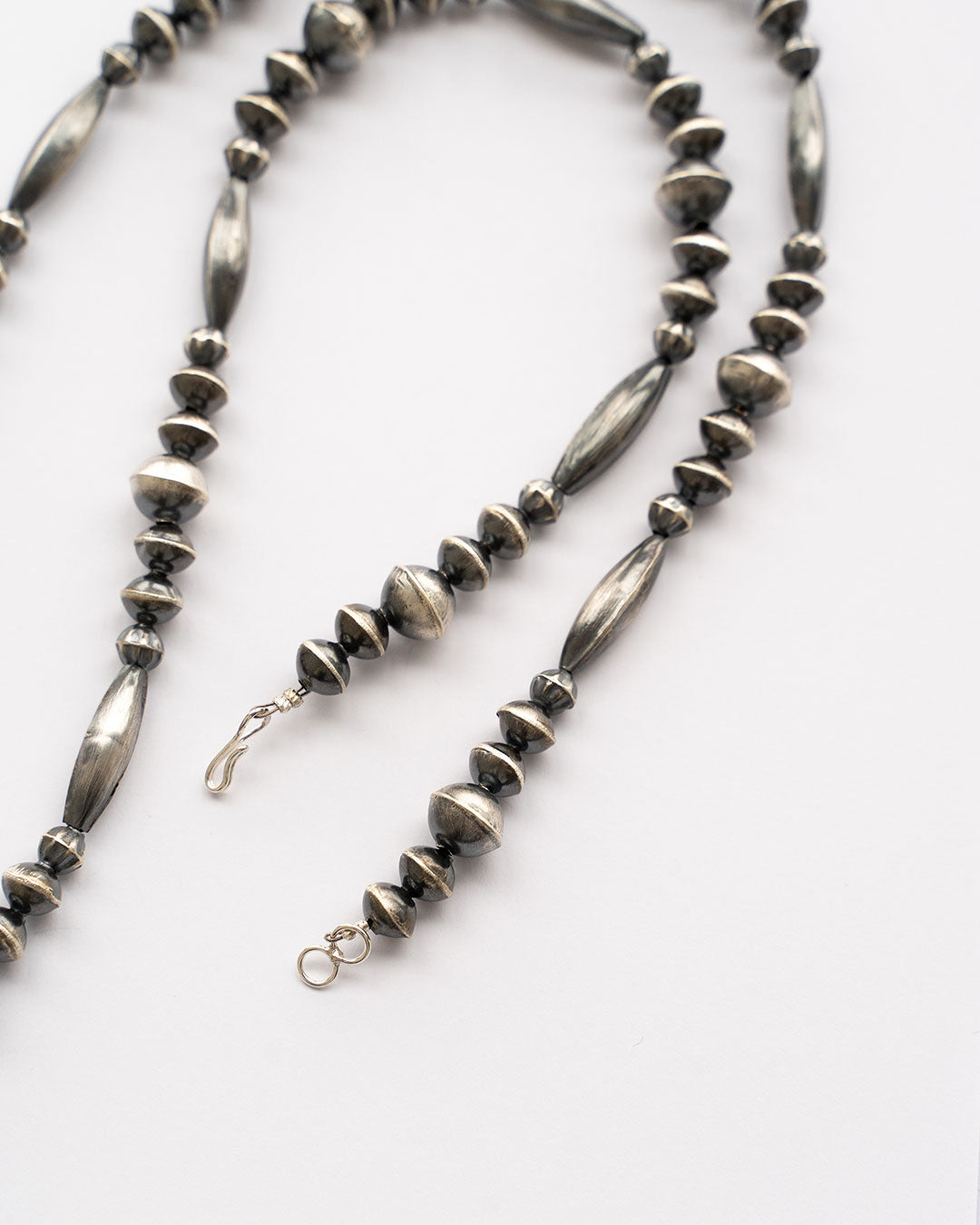 【Indian Jewelry】60-70s Vintage Navajo Pearl Handmade Silver Bead Necklace 『75cm』②