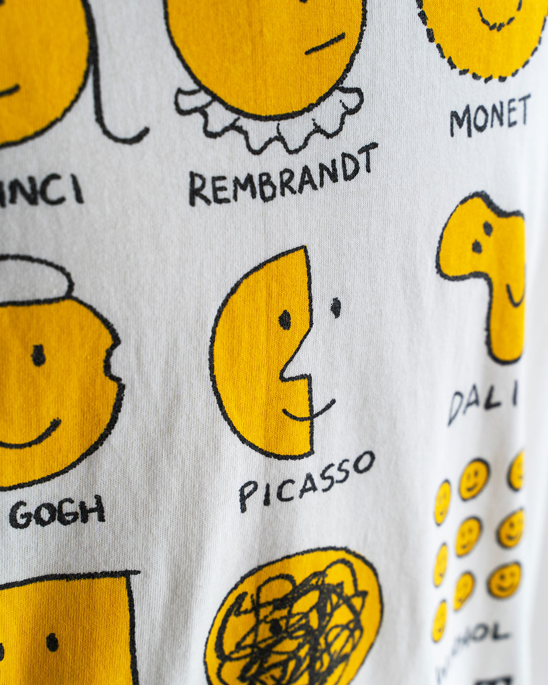 【VINTAGE】90s『HISTORY OF ART』Smiley Art Printed T-Shirt 『Made in U.S.A』