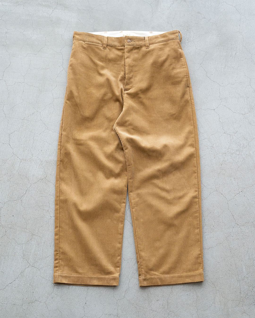 【LOBS】C2 Corduroy Trousers