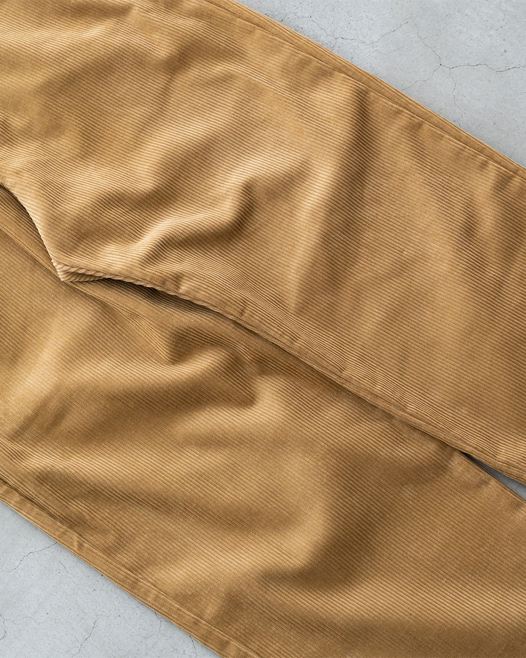 【LOBS】C2 Corduroy Trousers