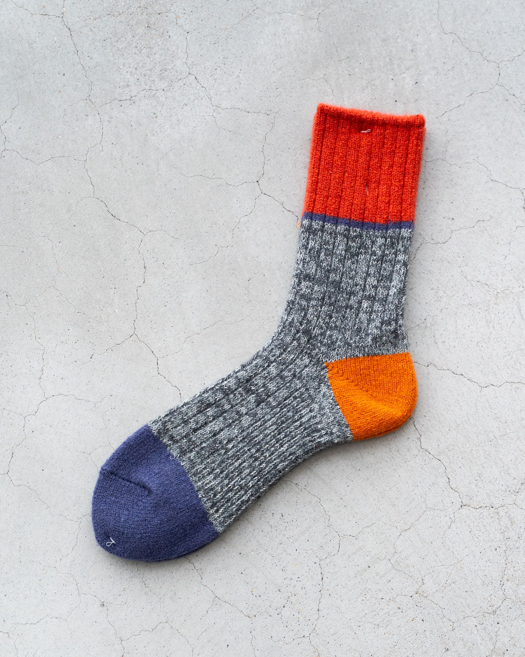 カラー: Chacoal