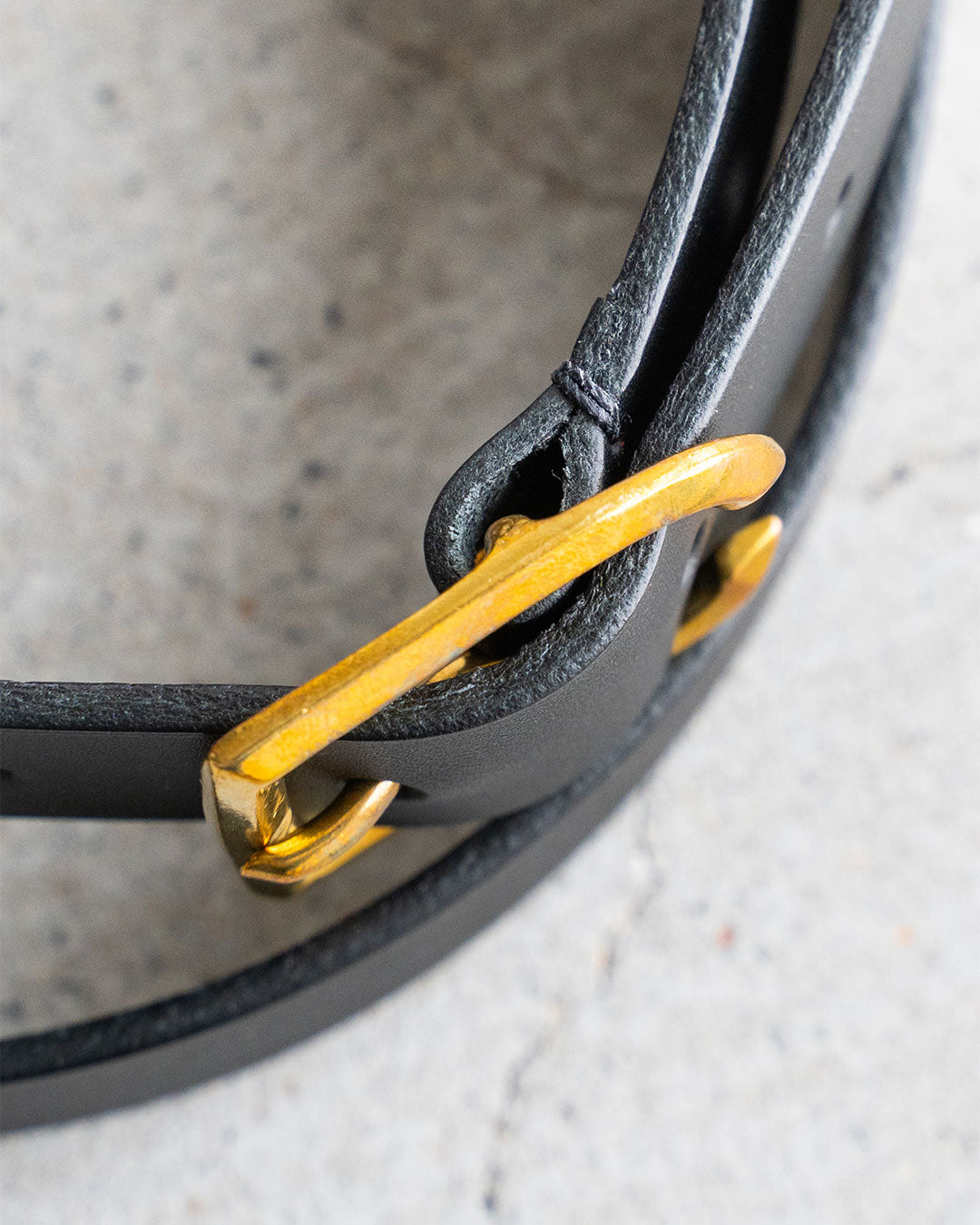 【ITUAIS】 Aproveitar Leather Belt "Um"