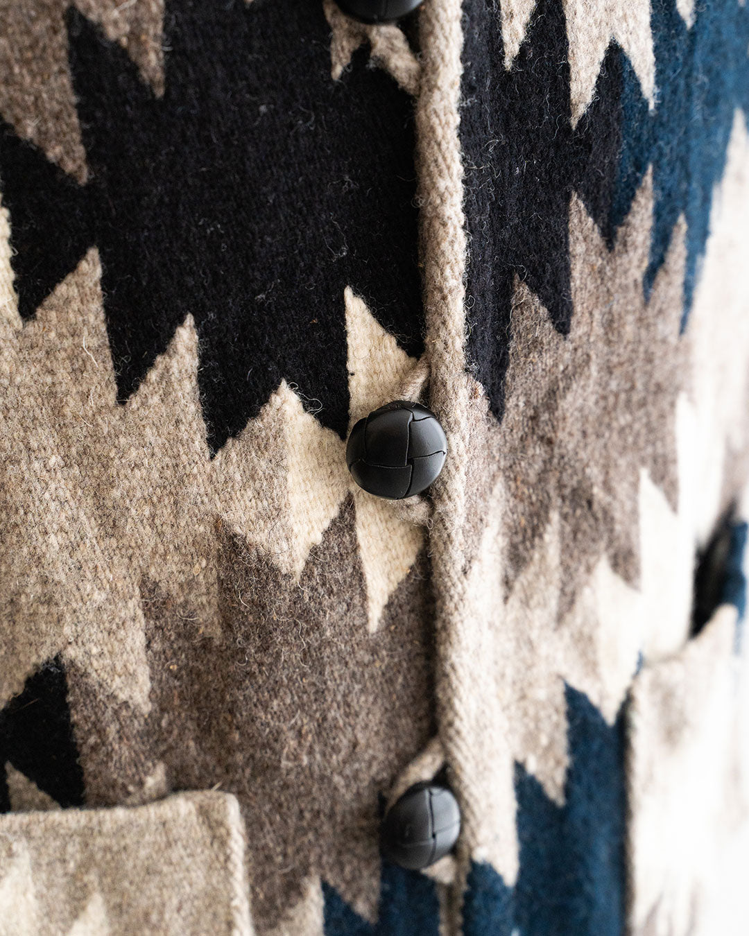 【Hilos De Tradición】Rug Vest 『MILL ESTRELLA』  Oaxaca Handwoven