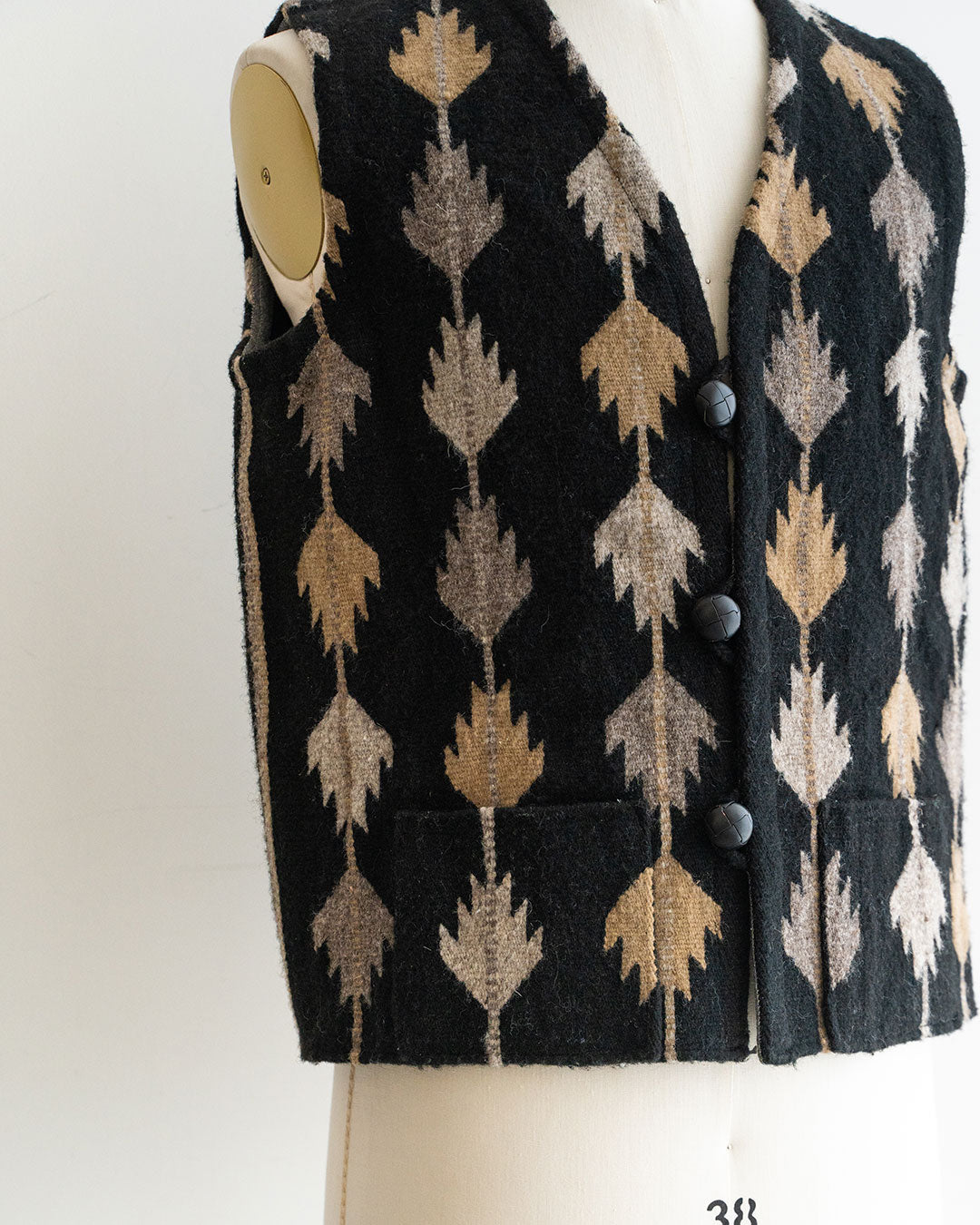 【Hilos De Tradición】Rug Vest 『TRIGO』  Oaxaca Handwoven