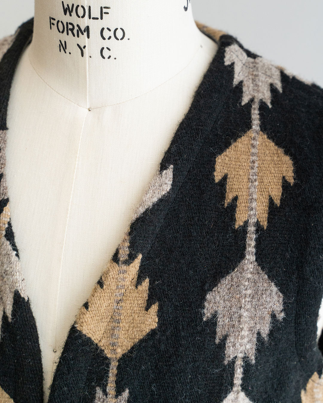【Hilos De Tradición】Rug Vest 『TRIGO』  Oaxaca Handwoven