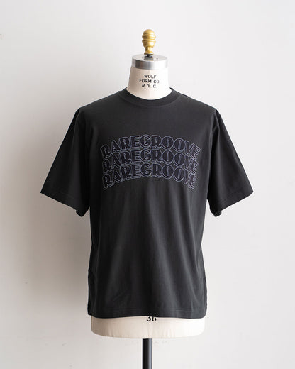 【Blurhms Rootstock】 『RAREGROOVE』 Print Tee Standard