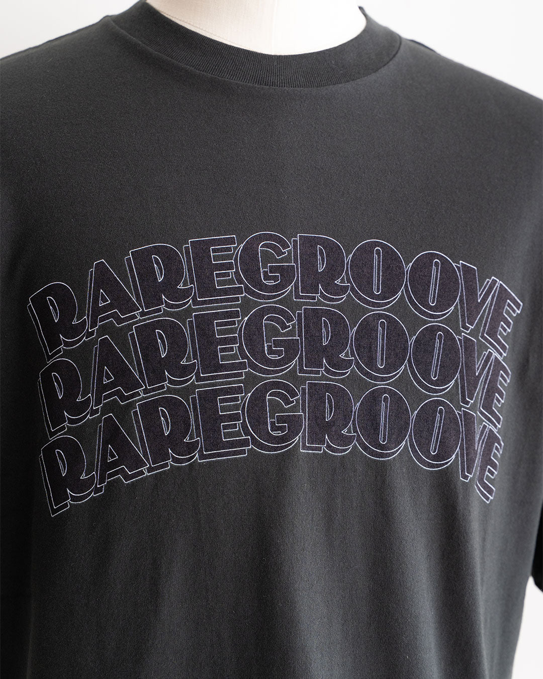 【Blurhms Rootstock】 "RAREGROOVE" Print Tee Standard