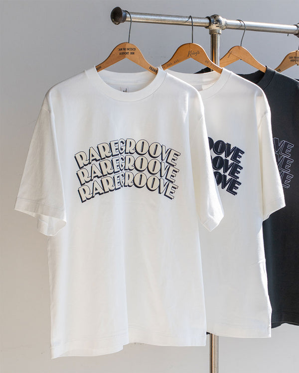 夏に気分を上げてくれるTシャツ