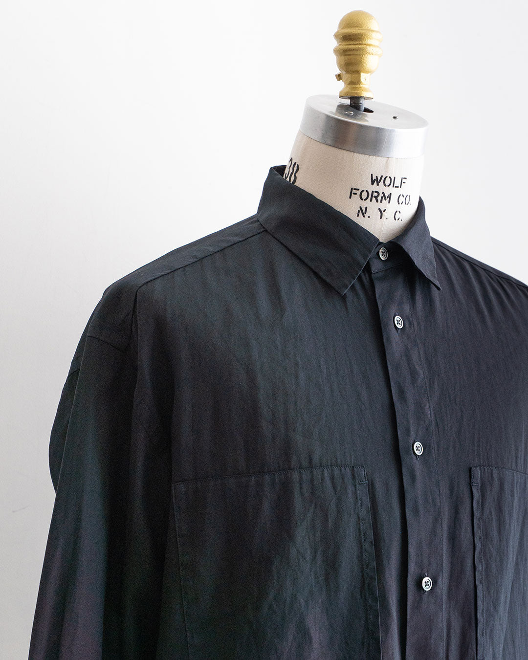 【STILL BY HAND】Garment-Dye W Pocket Over Shirts