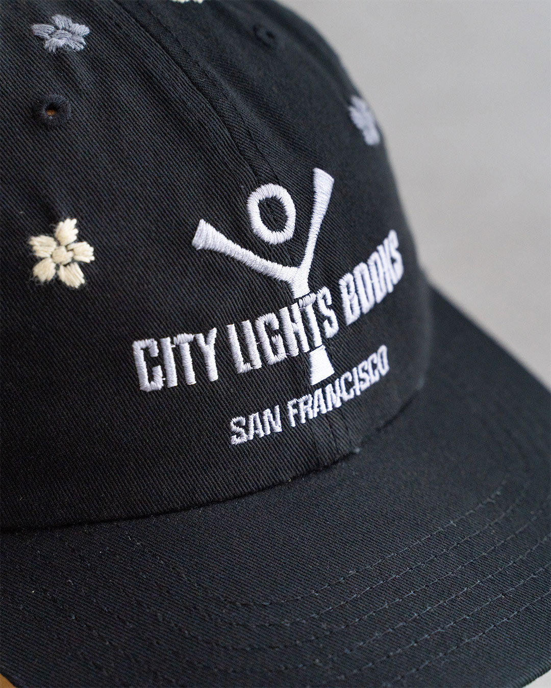 【Oaxaca × City Lights Bookstore】Hand Embroidered Cap 『LOGO』