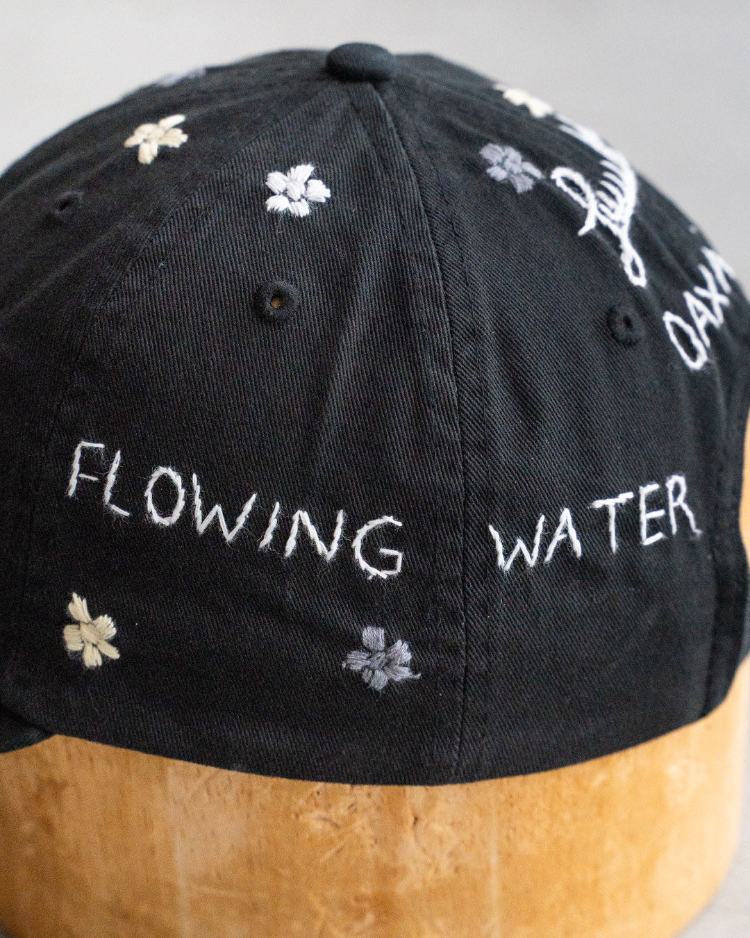 【Oaxaca × City Lights Bookstore】Hand Embroidered Cap 『LOGO』