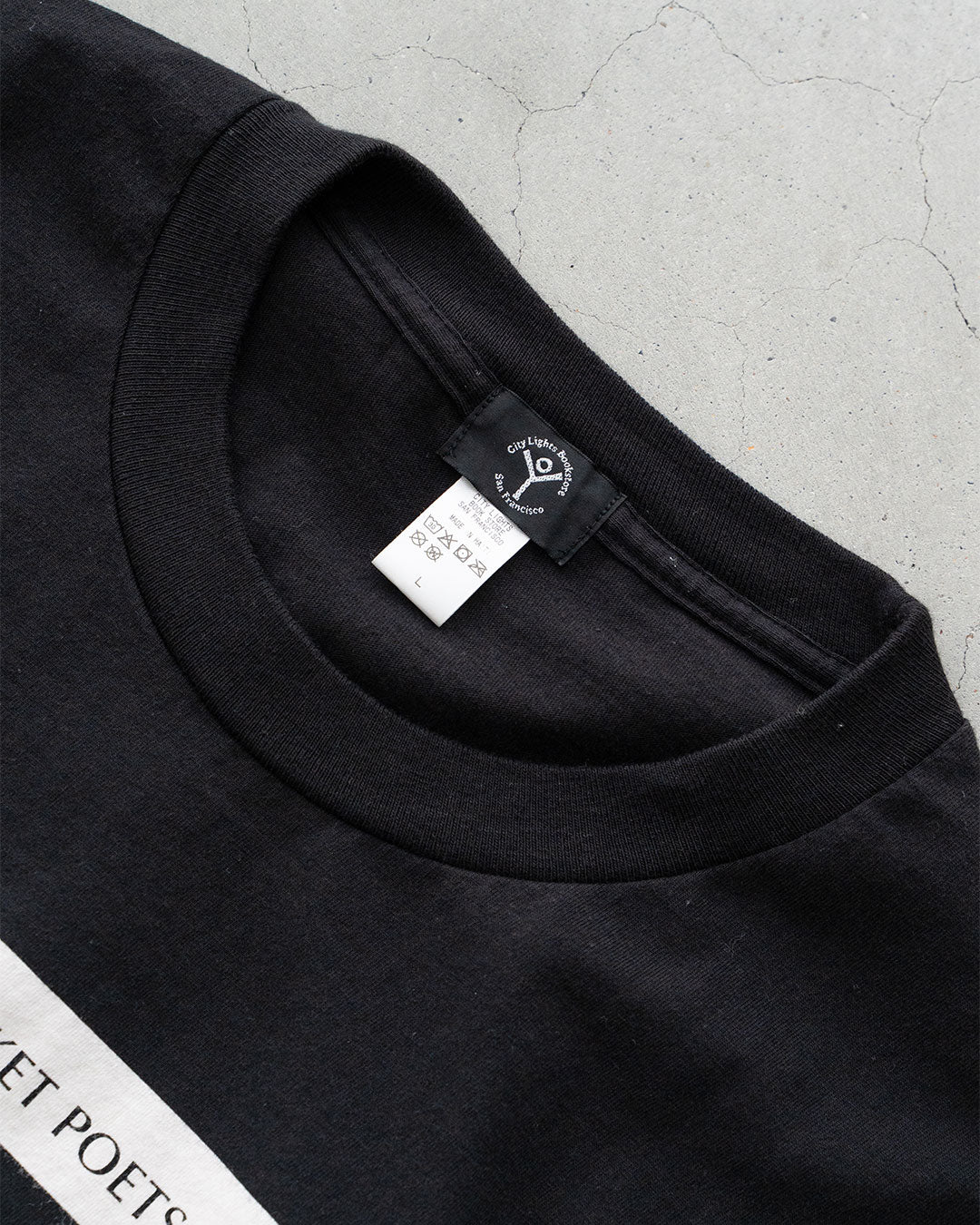 【City Lights Bookstore】 Howl Tee