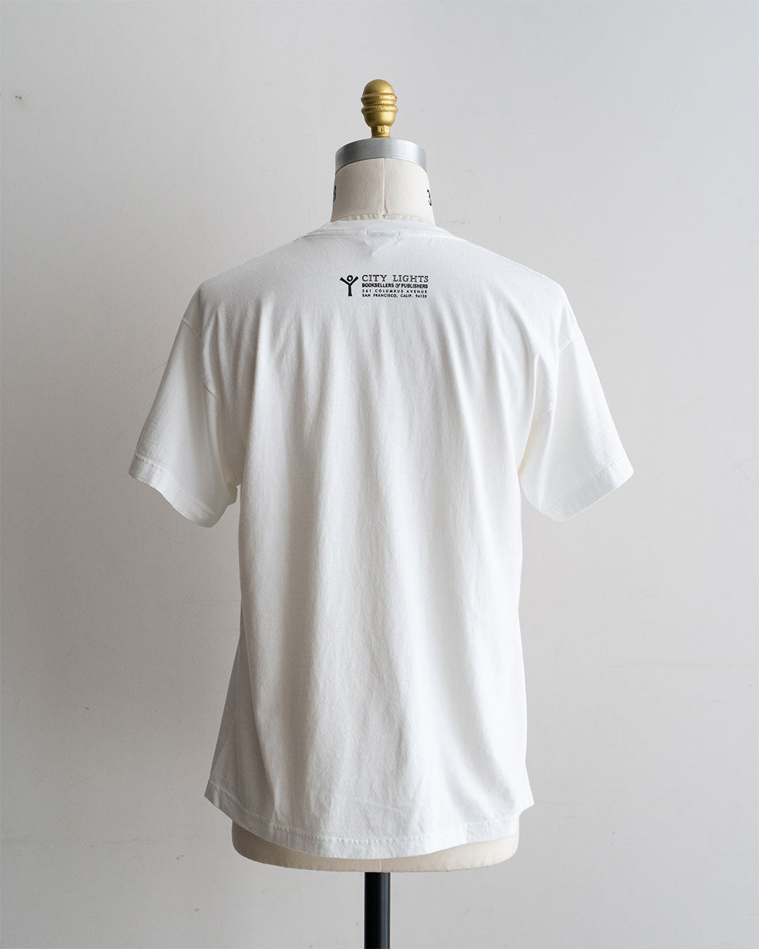 【City Lights Bookstore】 Post Card Tee